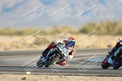 media/Dec-07-2025-CVMA (Sun) [[3e7d2de5dc]]/Race 17-Amateur Formula Middleweight/